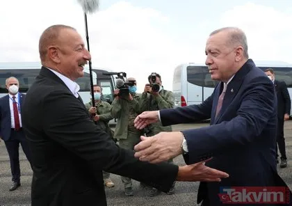Başkan Erdoğan Şuşa’da resmi törenle karşılandı! Aliyev ile zafer turu