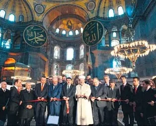 Ayasofya’da 85 yıl sonra Kur’an okundu