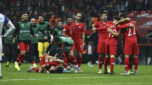 turkiyenin-euro-2020de-muhtemel-rakipleri-kimler-iste-euro-2020-h-grubu-puan-durumu-1573762704038.jpg Türkiye'nin EURO 2020'de muhtemel rakipleri kimler? İşte EURO 2020 H Grubu puan durumu...-2