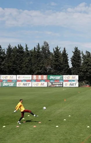 Son dakika: Galatasaray topbaşı yaptı! İdmanda dikkat çeken görüntü