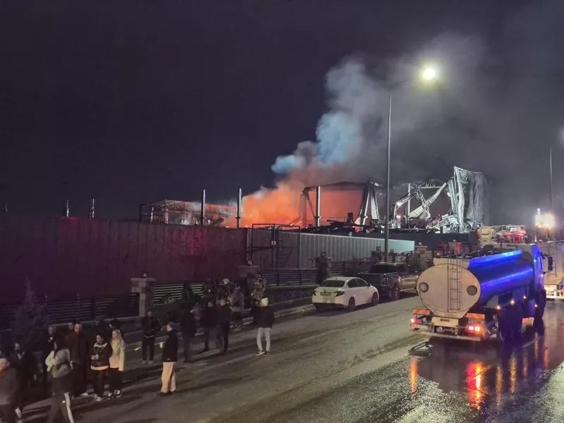 ankara-sincanda-ilac-fabrikasinda-yangin-tesis-kullanilamaz-hale-geldi-1775872192927.jpeg Ankara Sincan’da ilaç fabrikasında yangın: Tesis kullanılamaz hale geldi-3