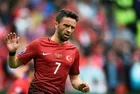 Gökhan Gönül futbolu bıraktığını açıkladı