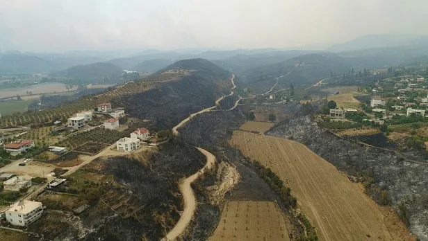 son-dakika-baskan-erdogan-orman-yanginlariyla-ilgili-bolgedeki-bakanlardan-bilgi-aldi-1627579638692.jpeg Son dakika: Başkan Erdoğan orman yangınlarıyla ilgili bölgedeki bakanlardan bilgi aldı-4