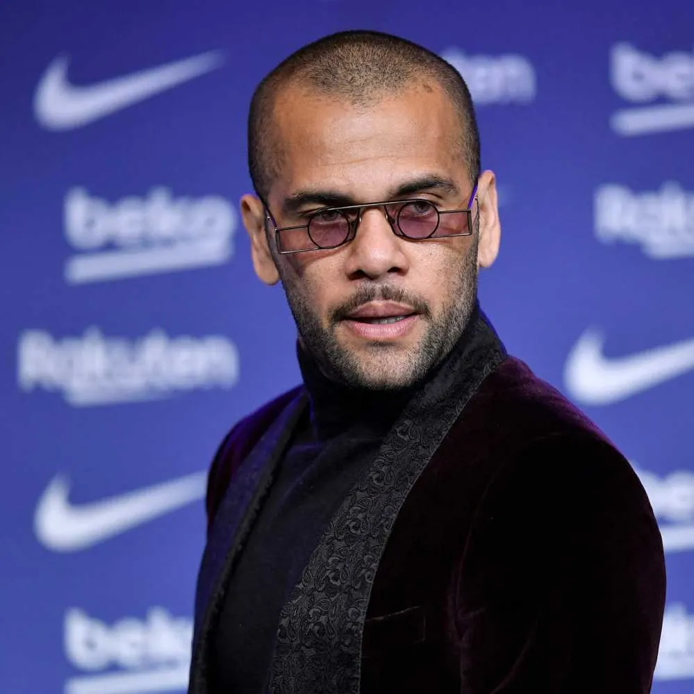 Dani Alves farklı projelerle sahada olacak