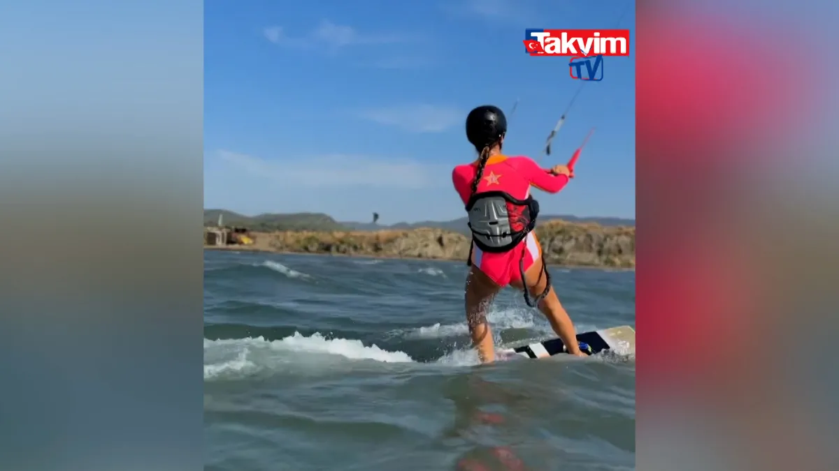 Pınar Altuğ denizde uçurtma sörfü yaptığı anları paylaştı! Gören şaştı kaldı