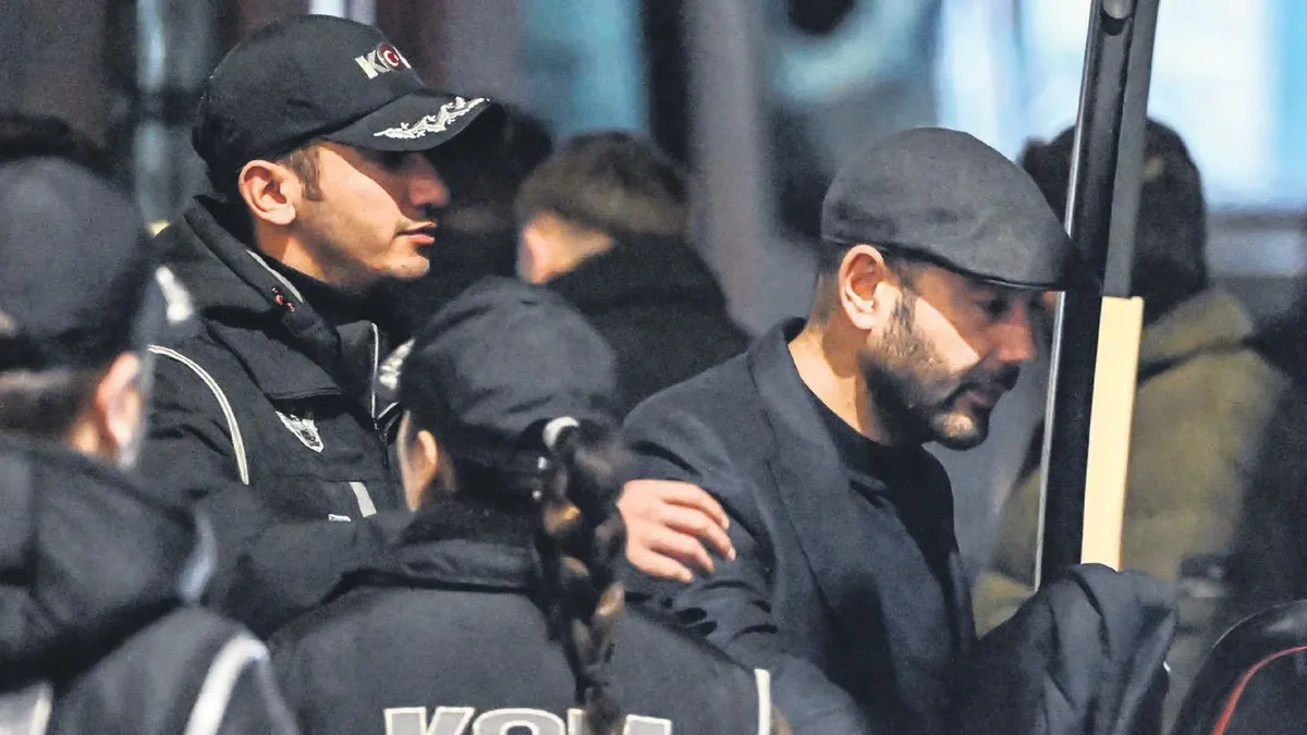 CHP'li Rıza Akpolat savcılık sorgusunda üç maymunu oynadı! 38 sorunun 24'üne cevap aynı: Bilmiyorum