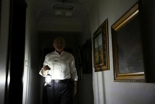 kemal-kilicdaroglunun-fatura-tiyatrosuna-vatandastan-veto-geldi-1650678488041.jpeg CHP Genel Başkanı Kemal Kılıçdaroğlu'nun 'elektrik' tiyatrosu! "4 aydır elektriği kesik aile" iddiası yalan çıktı-2