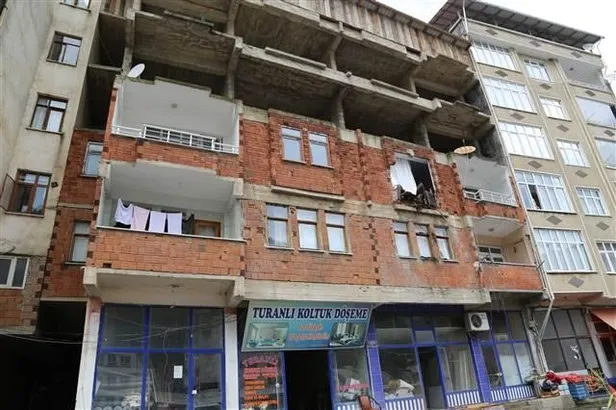 Selin vurduğu Artvin'de facianın eşiğinden dönüldü! Ölümden 2 dakika ile kurtulmuşlar-3