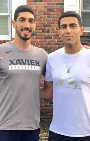 FETÖ firarisi Enes Kanter’in kardeşi Kerem Kanter Türkiye karşıtı algı peşinde!