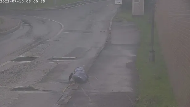 rusya-abdyi-fena-tiye-aldi-moskova-buyukelciliginde-calisan-abdli-diplomatin-sarhos-goruntulerini-paylasti-1661628887607.jpeg Rusya ABD'yi fena tiye aldı! Moskova büyükelçiliğinde çalışan ABD'li diplomatın sarhoş görüntüleri sosyal medyayı salladı-3