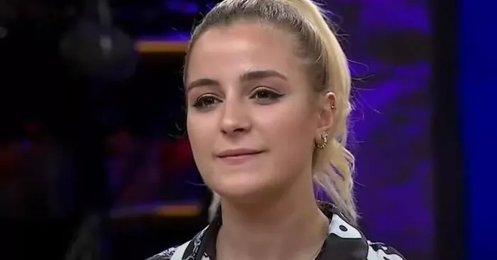 2023-masterchef-dilara-bakin-aslen-nereli-cikti-duyan-inanamadi-iste-acun-ilicalinin-talimat-verdigi-dilara-ba-1700811531792.jpeg 2023 Masterchef Dilara bakın aslen nereli çıktı! Duyan inanamadı! İşte Acun Ilıcalı’nın talimat verdiği Dilara Başaran’ın memleketi...-7