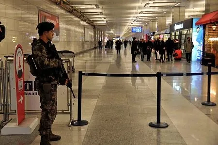 Bağcılar'da 'Reina' operasyonu-1