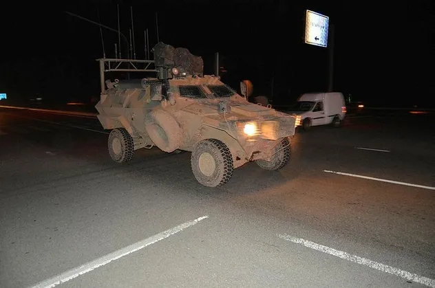Son dakika: Suriye sınırına askeri sevkiyat