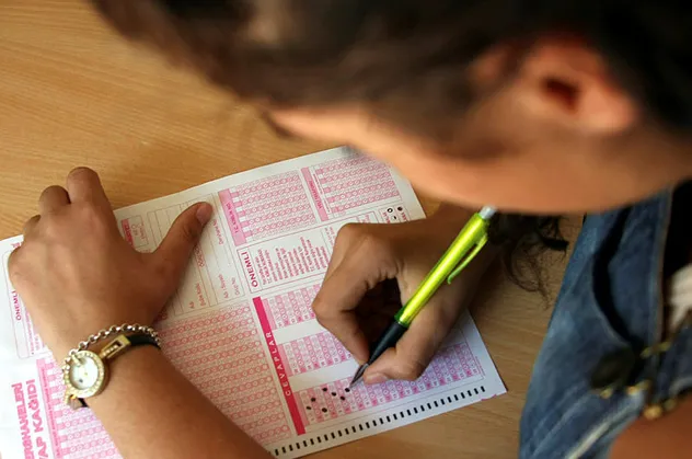 Sınavlar iptal mi, ertelendi mi? 5,6,7 ve Lise 9,10,11. sınıf sınavlar ne zaman olacak? MEB'den yeni açıklama geldi!