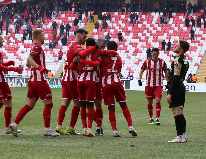 Sivasspor Yeni Malatya engelini aştı