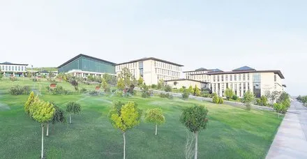 En hızlı iş bulan üniversite