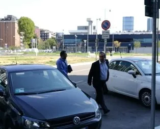 Mosturoğlu ve Çetinkaya, Milan kulüp binasında