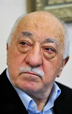 FETÖ’nün son oyunu: Dışı WhatsApp, içi ihanet