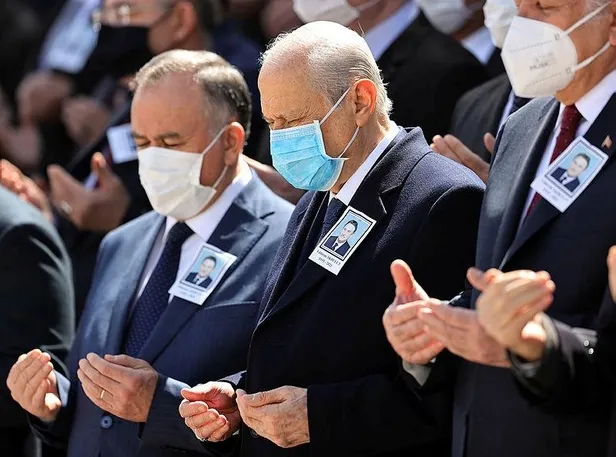 SON DAKİKA: Yıldırım Akbulut'a son veda | Başkan Erdoğan: Milletimize başsağlığı diliyorum-7