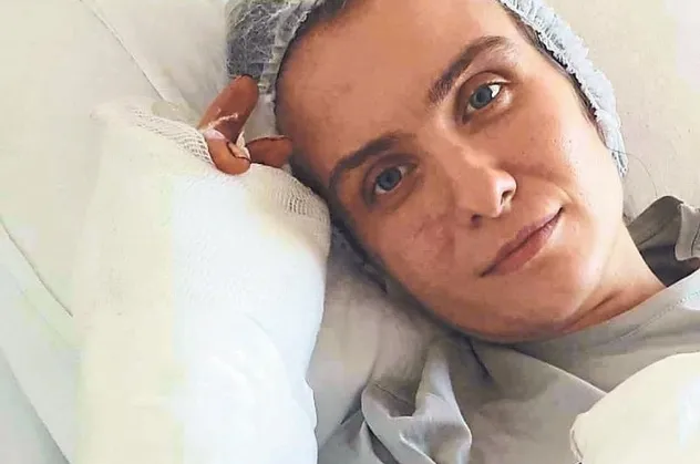 Boşandığı eşi baltayla parmaklarını kopardı! 2 çocuk annesi kadın: Beni canavardan kurtarın