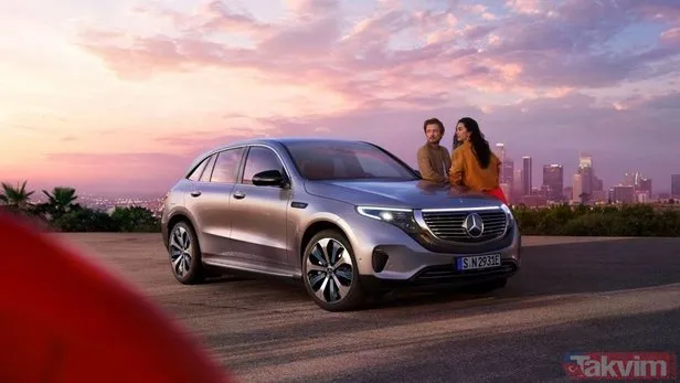 Mercedes-Benz yüzde yüz elektrikli modeli EQC'yi tanıttı