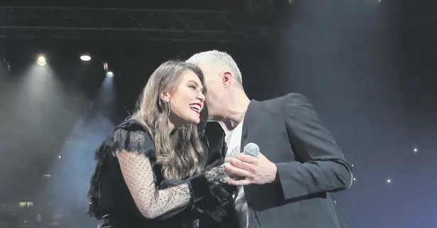 İstanbullu Gelin'in oyuncuları Özcan Deniz ile Aslı Enver'in Tel Aviv'de verdiği konser sosyal medyada büyük tepkiye neden oldu