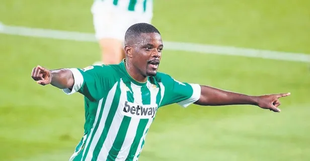 Beşiktaş 6 numara arayışlarını sürdürüyor!  Real Betis forması giyen Portekizli ön libero William Carvalho için yeniden devreye girildi