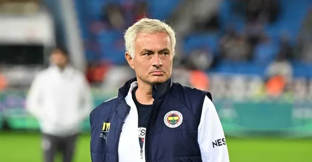 Sarı-Lacivert duvar