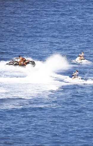 Bodrum'da Jet ski terörü! Pınar Altuğ ateş püskürdü