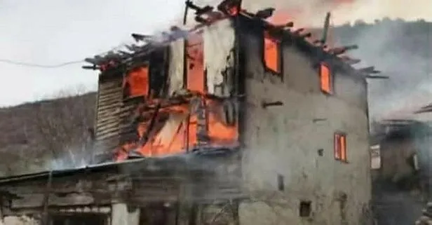 Ankara Kızılcahamam’da yangın: 7 ev küle döndü