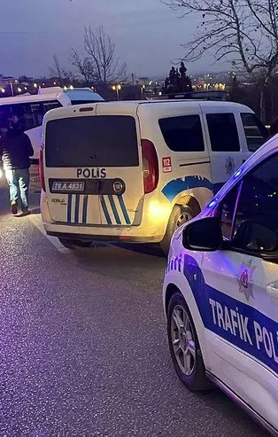 Karabük'te minibüs ile halk otobüsü çarpıştı! 10 yaralı