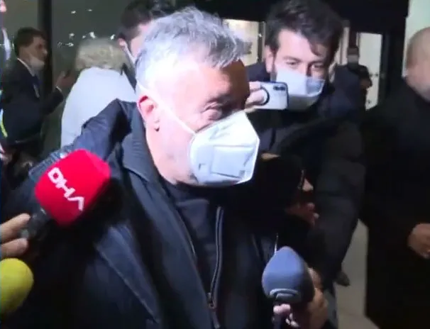 galatasarayin-yeni-teknik-direktoru-domenec-torrent-istanbula-geldi-1641935825554.jpg Galatasaray'ın yeni teknik direktörü Domenec Torrent İstanbul'a geldi-2