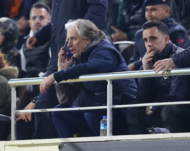 Fenerbahçe'de ilk ayrılık! İşte yeni takımı - 4