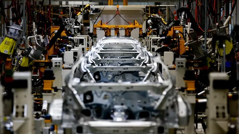 Alman ekonomisinde Trump korkusu: "Bir siyasi krizi daha kaldıramayız"-1