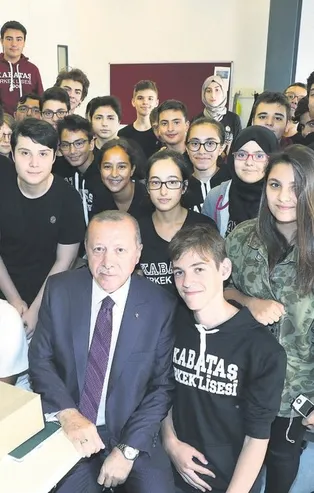 Kuşatma altındayız