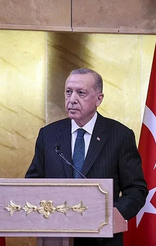 Başkan Erdoğan'ın Afrika ziyareti Fransız basınında geniş yankı uyandırdı! Türk SİHA'larına övgü dolu sözler