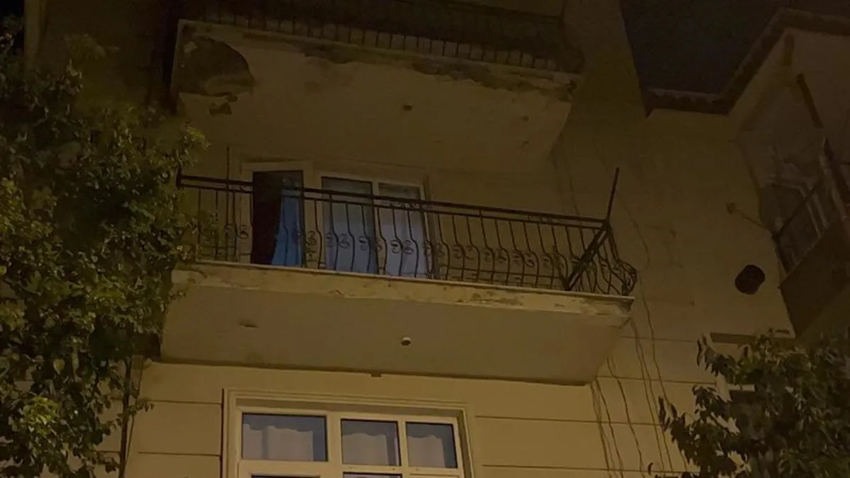 Amca dehşet saçtı! Evde birlikte gördüğü yeğenini bıçakladı, erkek arkadaşını sandalye ile darbetti