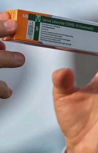 Son dakika: Sinovac koronavirüs aşılarını taşıyan uçak Türkiye'ye geldi