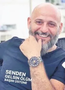 Şiddetli karın ağrısı yaşayan küçük çocuğun karnından tümör çıktı (Yaşam haberleri)-1