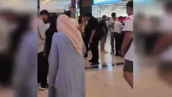 Ankara'da AVM'de bıçaklı kavga: 2 yaralı