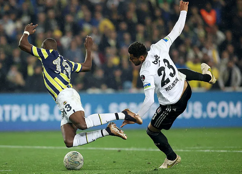 Spor yazarları Fenerbahçe - Beşiktaş derbisini değerlendirdi! İşte o yazılar - 17