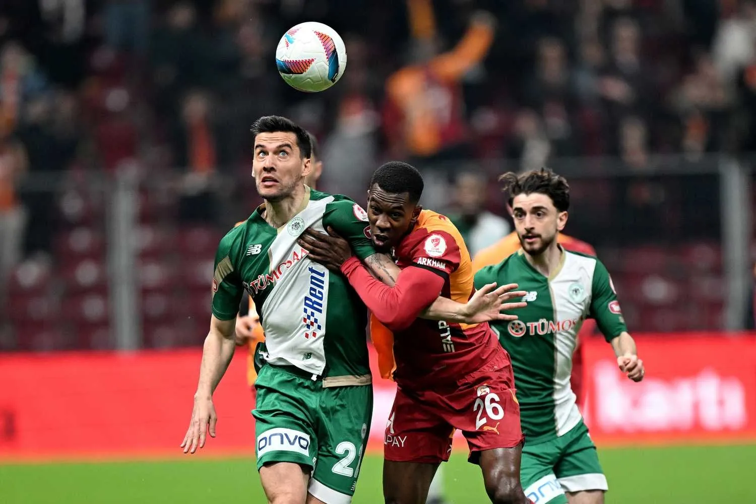 Galatasaray'da 11 ayrılık birden! Yıldızlar tek tek yolcu - 13