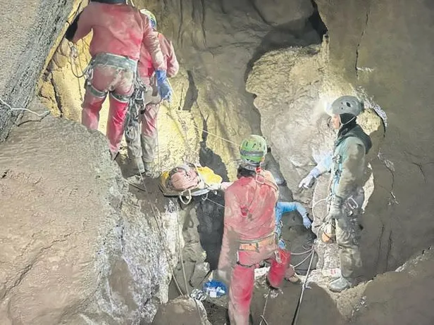 Morca Mağarası'nda beyin kanaması geçiren ABD'li dağcı yaşadıklarını anlattı: "Çılgın bir maceraydı"-2
