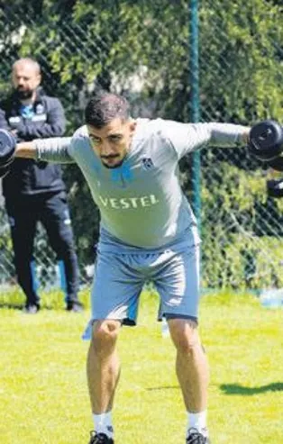 Hosseini’ye 2 kulüp talip