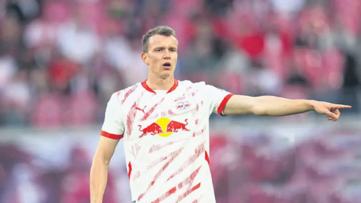 Beşiktaş'ta savunmaya Alman panzeri: Lukas Klostermann için temaslar başladı