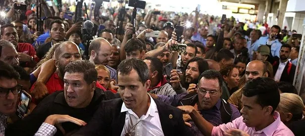 Vatan haini ülkesine döndü