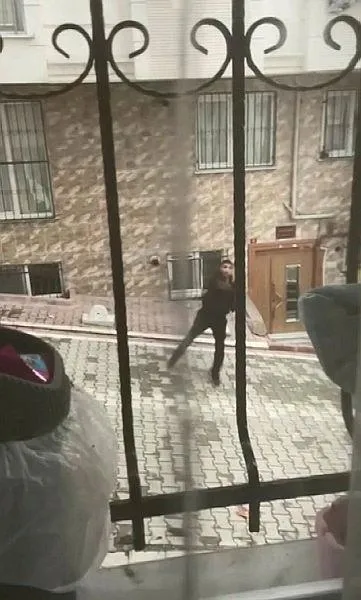 Esenyurt'ta 10 kişiyi bıçaklayan saldırganın 2 gün önce babasını hedef aldığı ortaya çıktı!-6