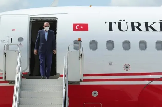 Son dakika: Başkan Recep Tayyip Erdoğan Birleşik Arap Emirlikleri'nden yurda döndü