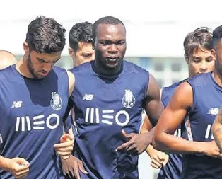 Aboubakar Porto ile idmanlara başladı