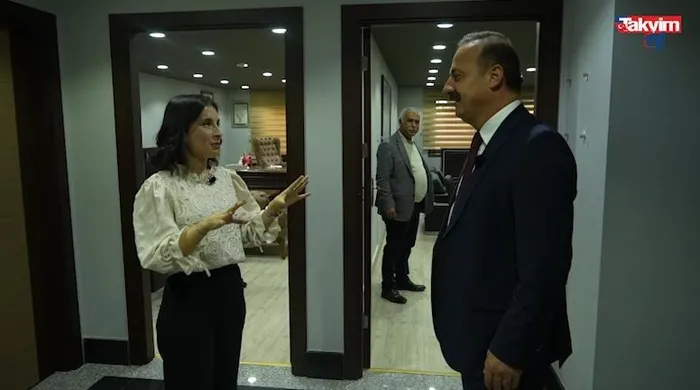 yavuz-agiralioglu-sessizligini-takvimcomtrye-bozdu-yeni-partisini-ne-zaman-kuruyor-iyi-partideki-istifalar-aks-1703192430942.jpeg